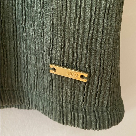 Jones New York Signature V Neck Cap Sleeve Muted Moss Green Blouse Size L - Picture 4 of 6